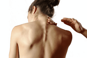 Przyczyny objawów i leczenie osteochondrozy szyjki macicy