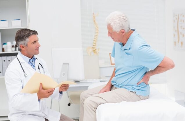 pacjent z artrozą na wizytę u lekarza